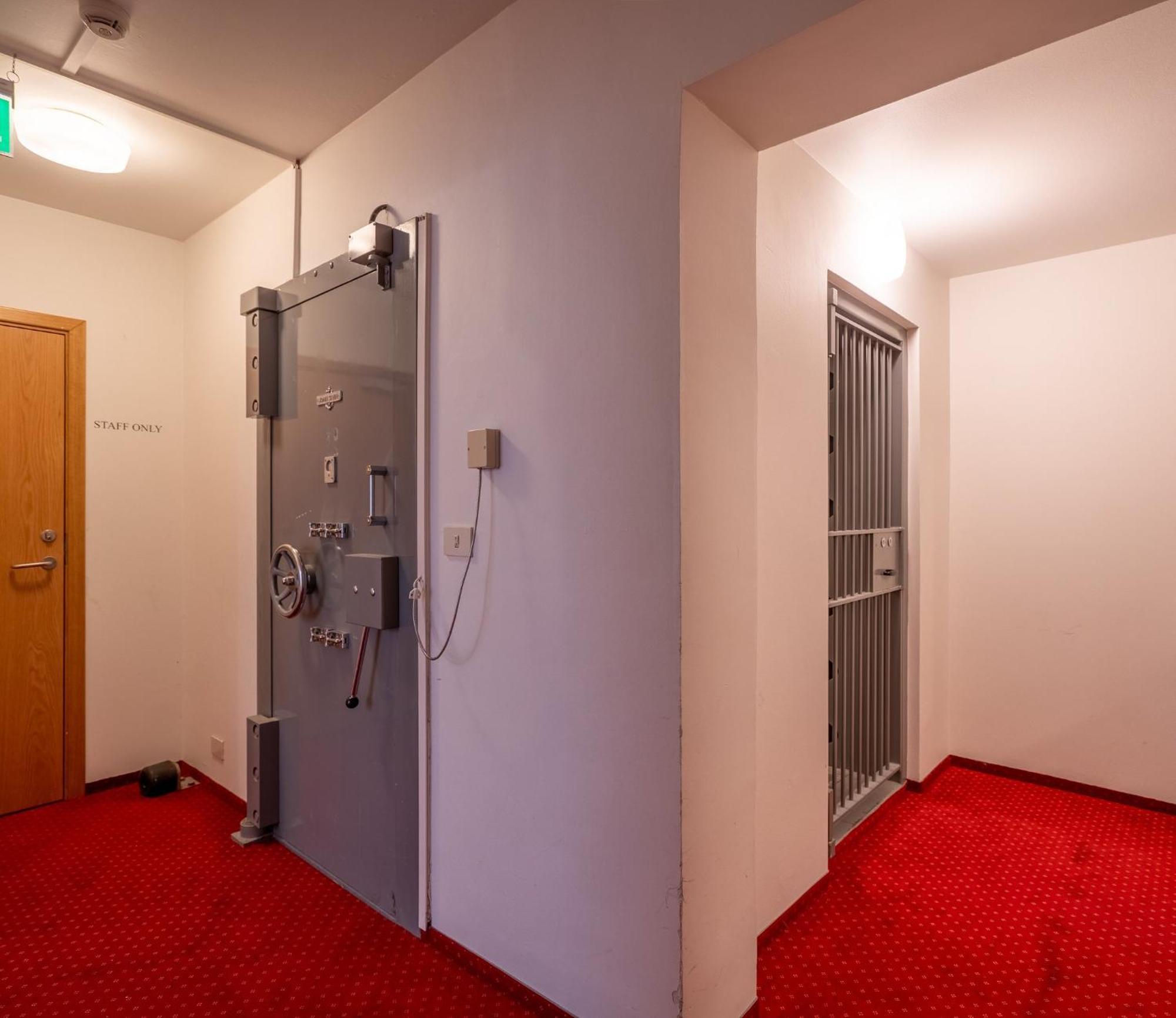 Hotel Eskifjoerthur Bagian luar foto