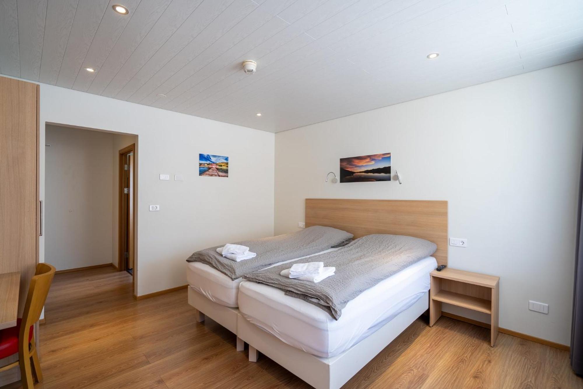 Hotel Eskifjoerthur Bagian luar foto