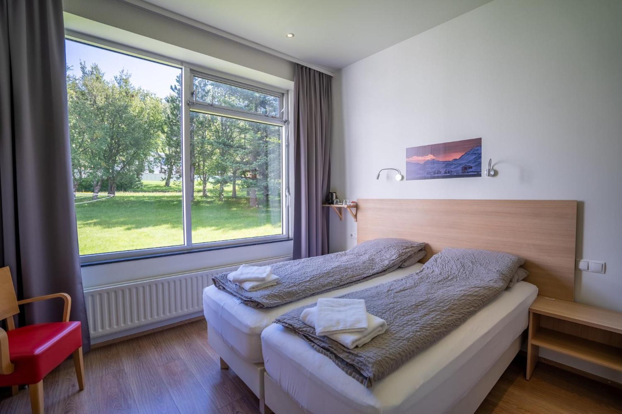 Hotel Eskifjoerthur Bagian luar foto