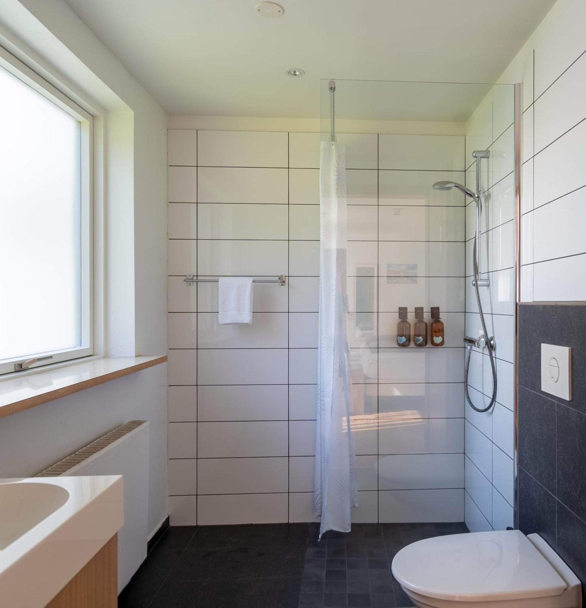 Hotel Eskifjoerthur Bagian luar foto