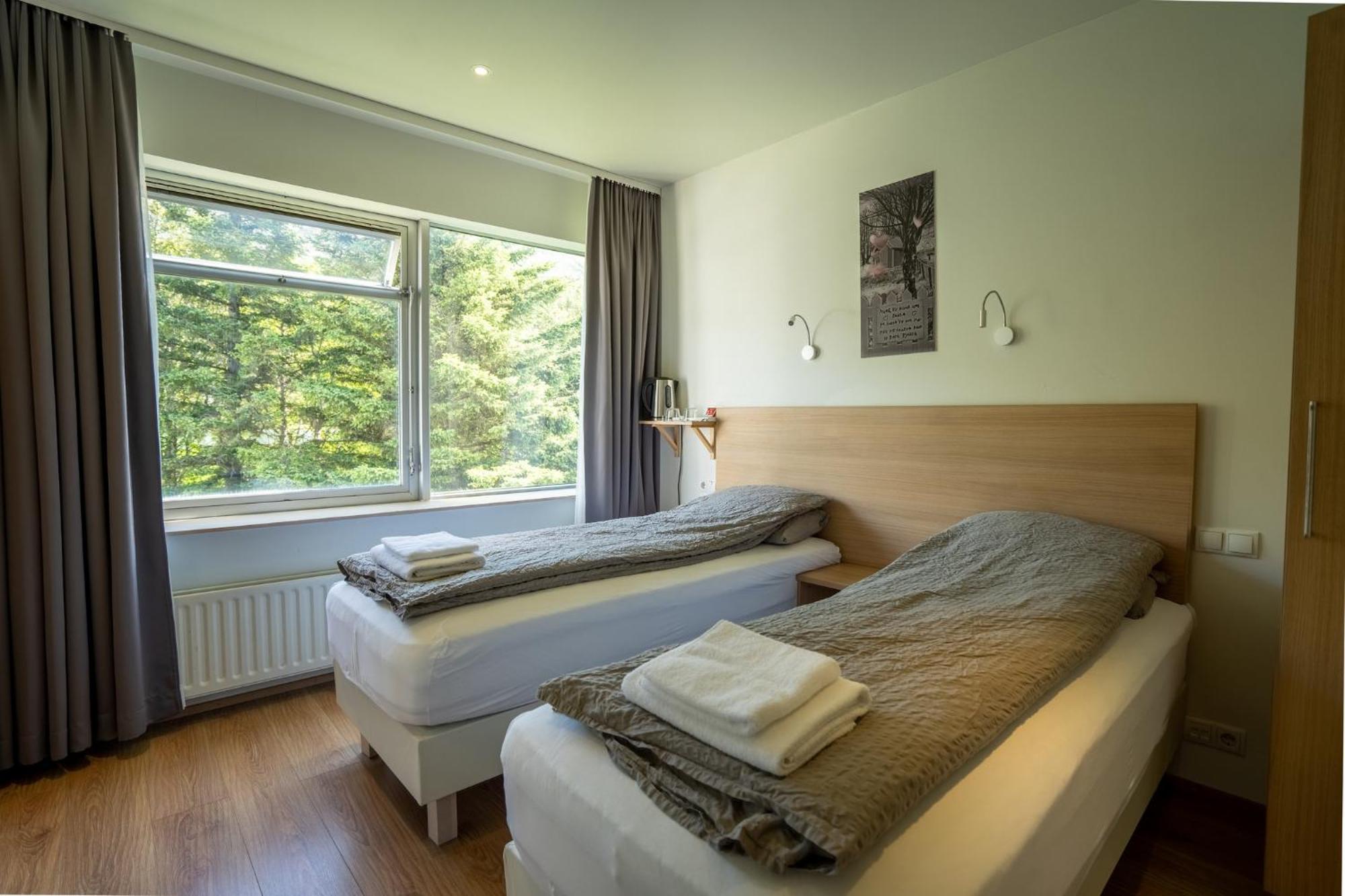 Hotel Eskifjoerthur Bagian luar foto